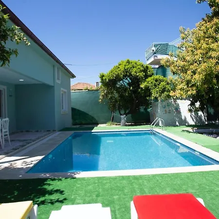 Yaniklar 2 Bedroom 1668 Φετιγιέ